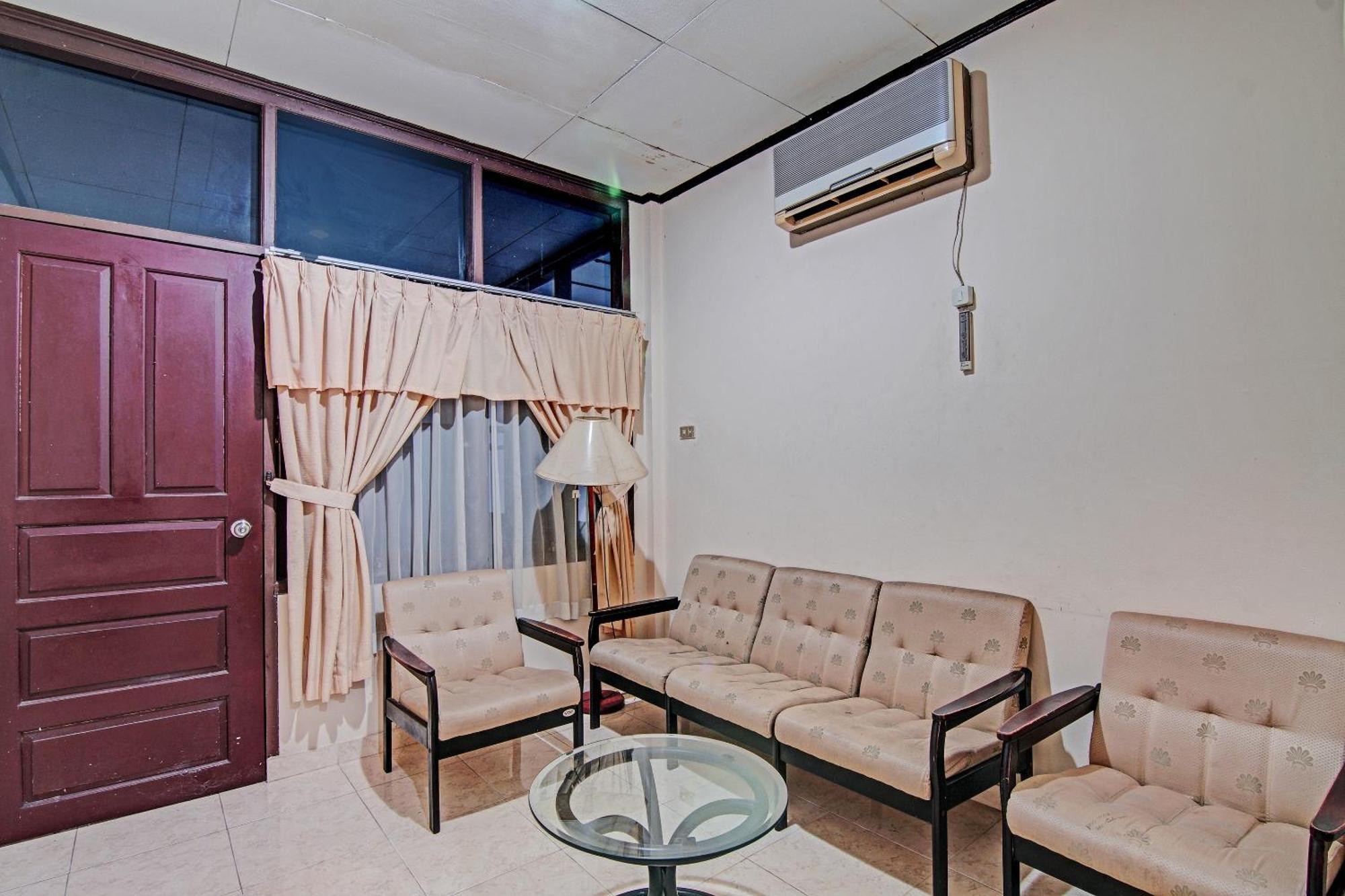 Oyo 92330 Hotel Rindu Sempadan Near Taman Wisata Rindu Sempadan Pekanbaru Exterior foto